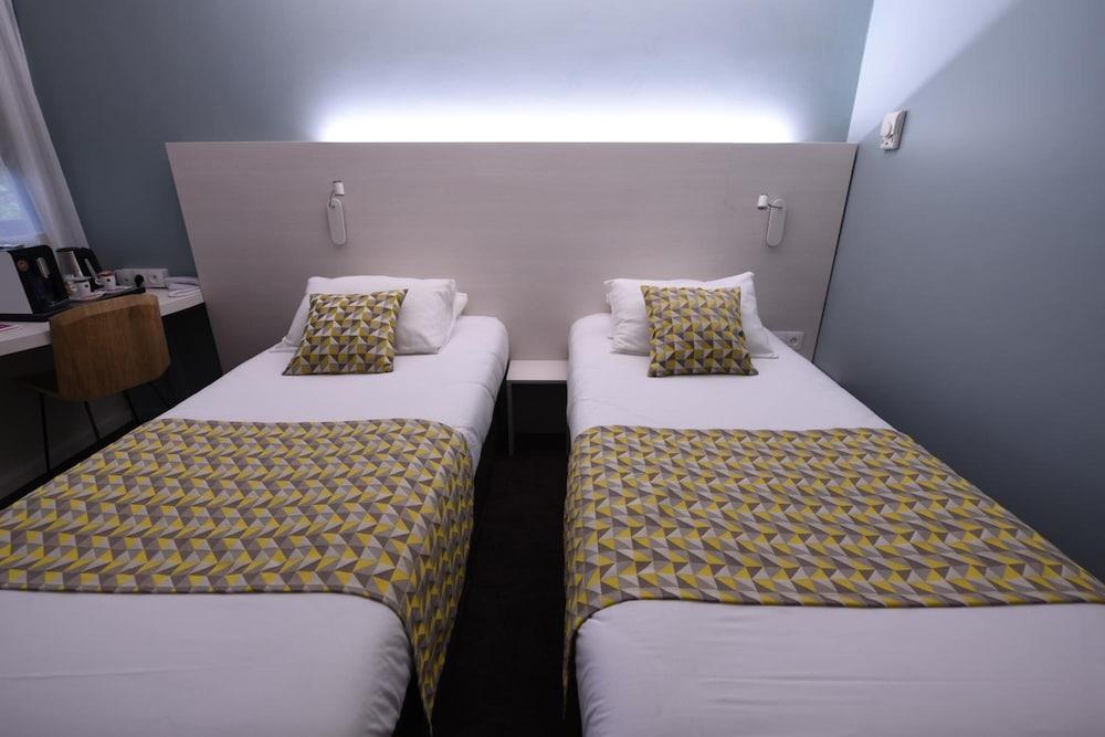 Campanile Annecy ~ Metz-Tessy Hotel Екстериор снимка