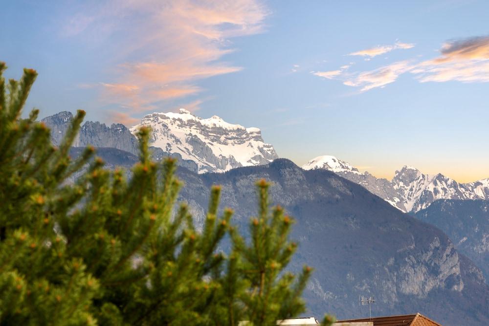 Campanile Annecy ~ Metz-Tessy Hotel Екстериор снимка