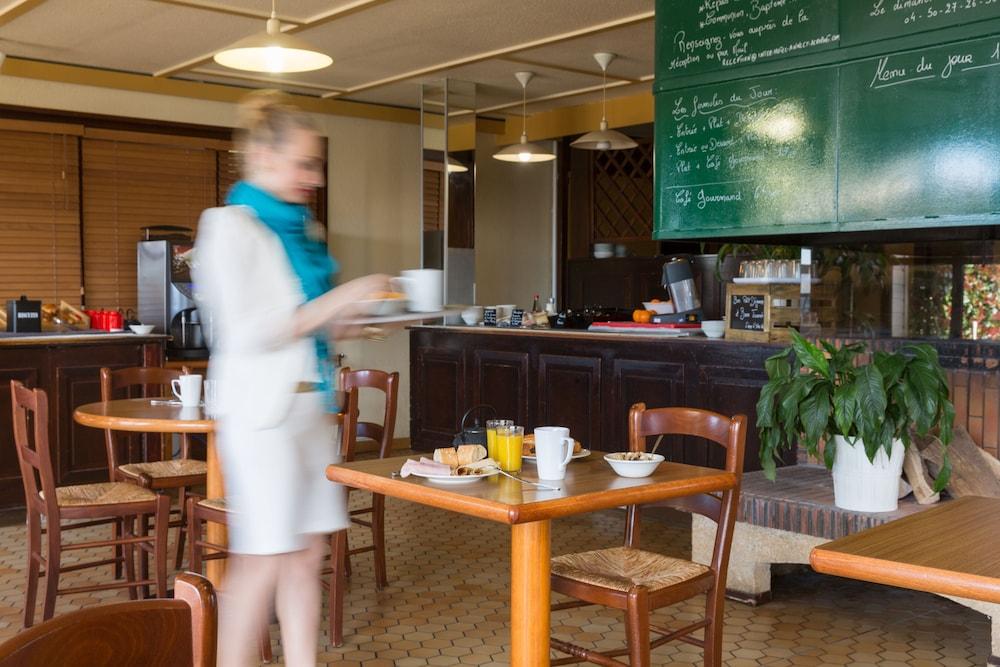 Campanile Annecy ~ Metz-Tessy Hotel Екстериор снимка
