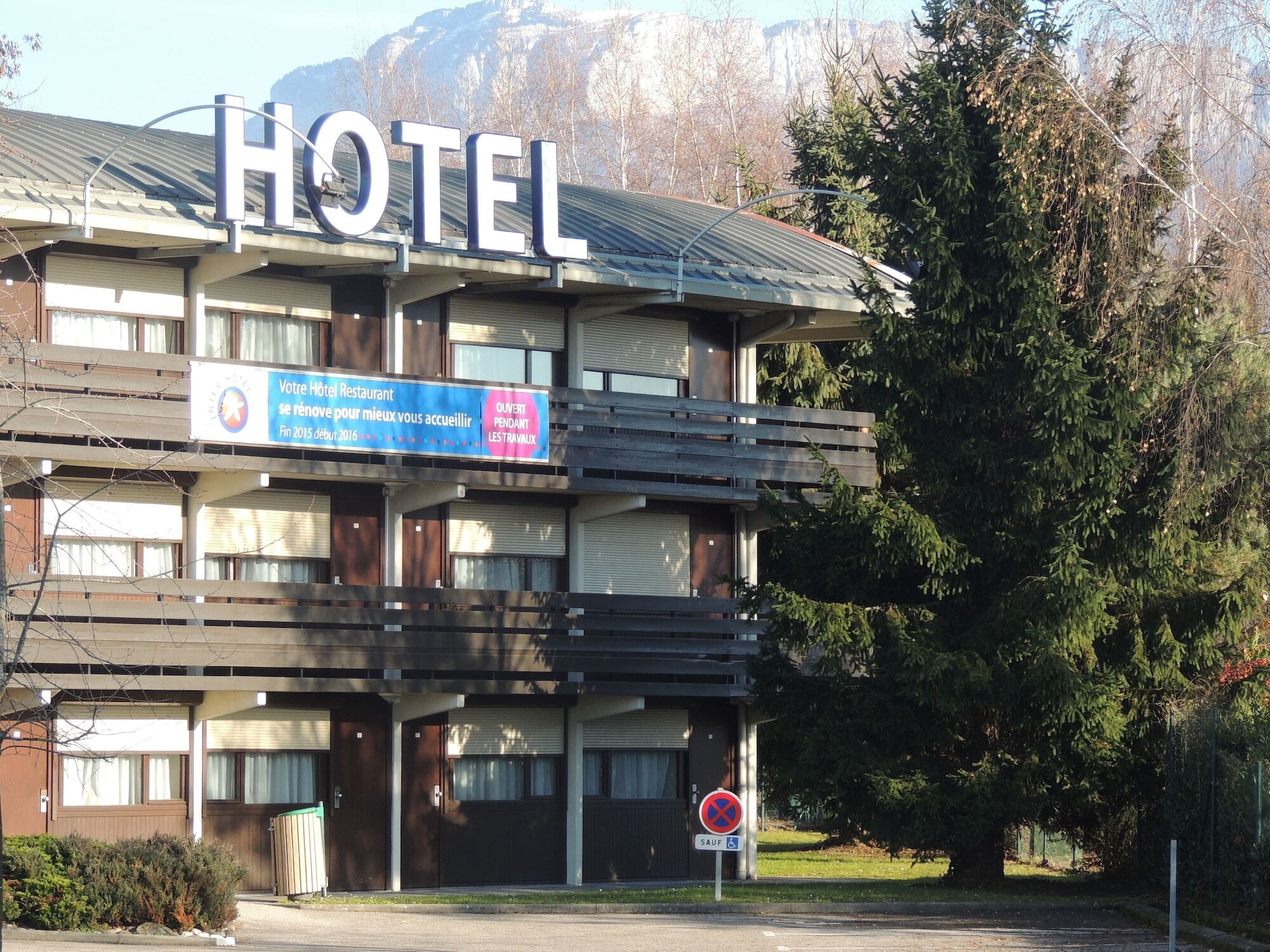 Campanile Annecy ~ Metz-Tessy Hotel Екстериор снимка
